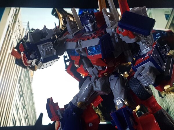 2007 Optimus Prime (5).jpg