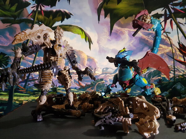 Ripclaw vs Paleotrex (2).jpg