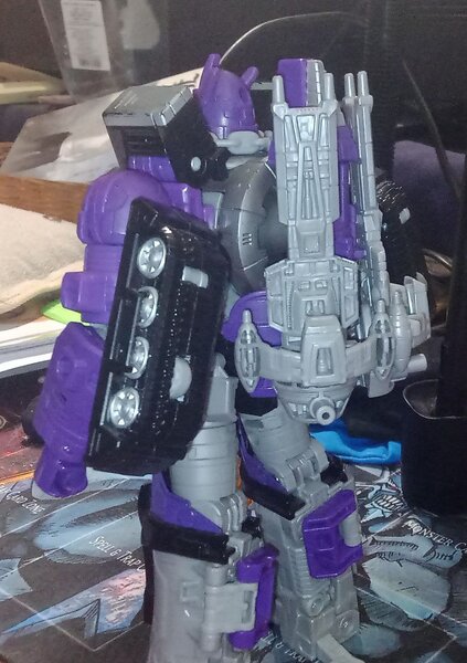 galvatron back.jpg