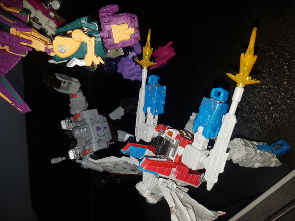 Autobots Decepticons Abominus (9).jpg