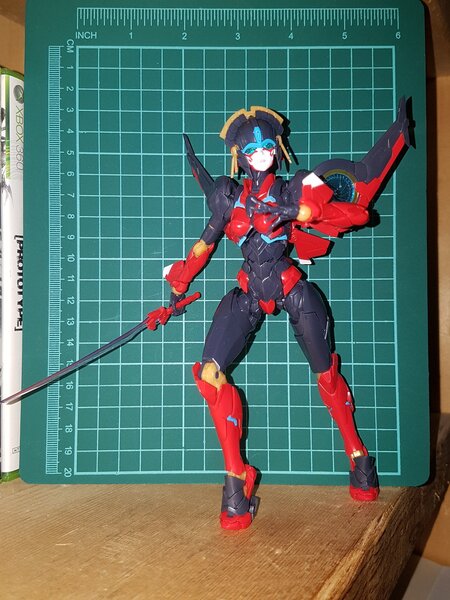 Flame Toys Windblade (4).jpg