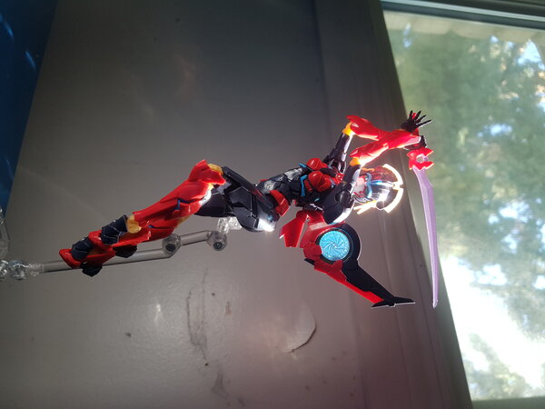 Flame Toys Windblade Model Kit (6).jpg