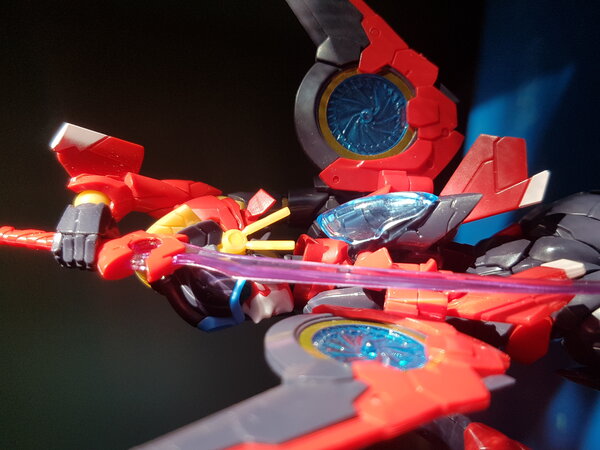 Flame Toys Windblade Model Kit (8).jpg