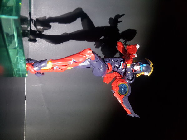 Flame Toys Windblade Model Kit (12).jpg