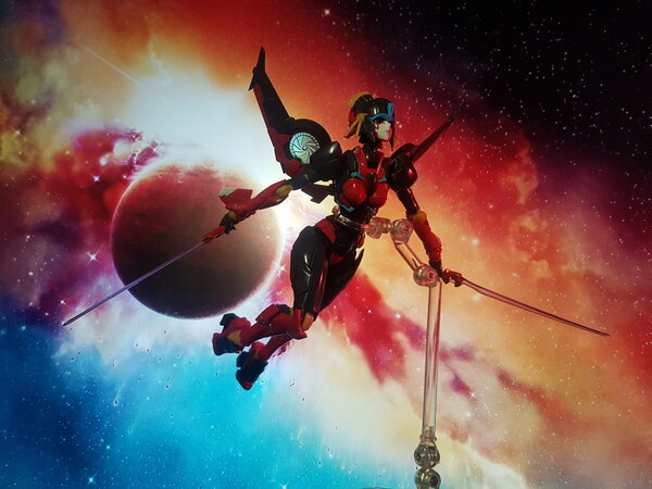 Flame Toys Windblade Model Kit (13).jpg