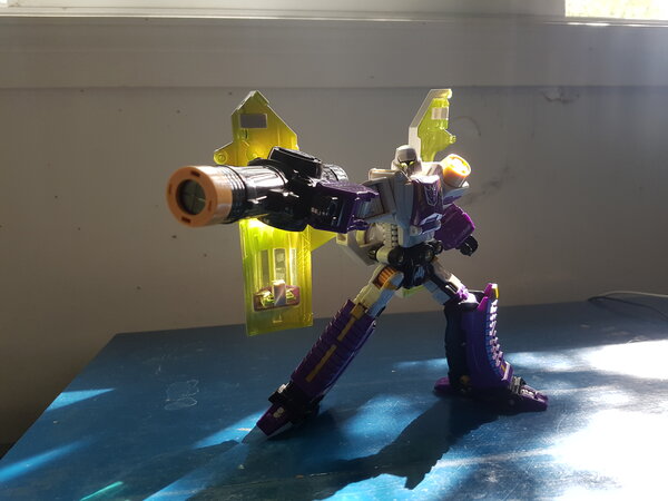 Classics Megatron (7).jpg