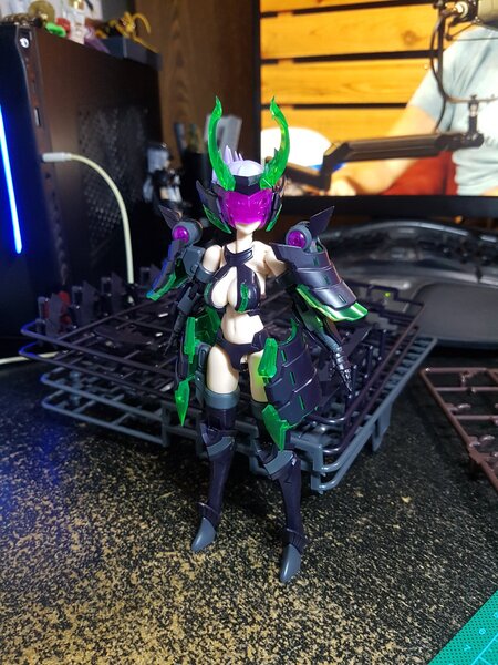 Eastern Model ATK Girl Arachne (2).jpg