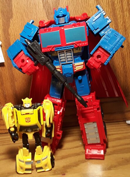 Super Optimus Size comparison.jpg