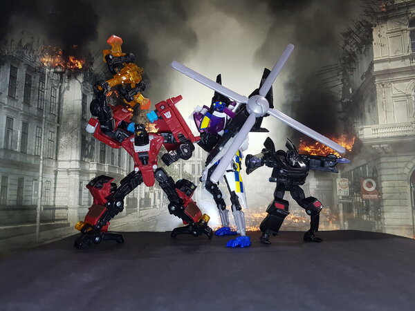 Decepticon Emergency Response (5).jpg
