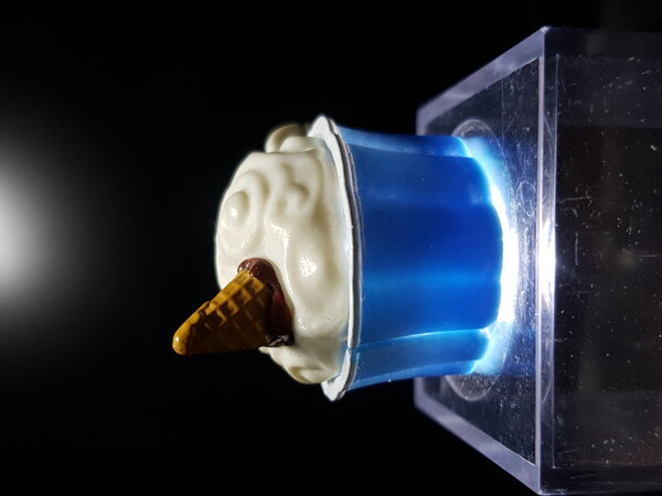 AMW 2 Unilla Icequeencone (3).jpg
