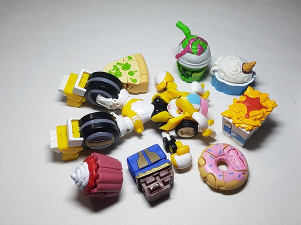 AMW Thunderlight Snacks (3).jpg