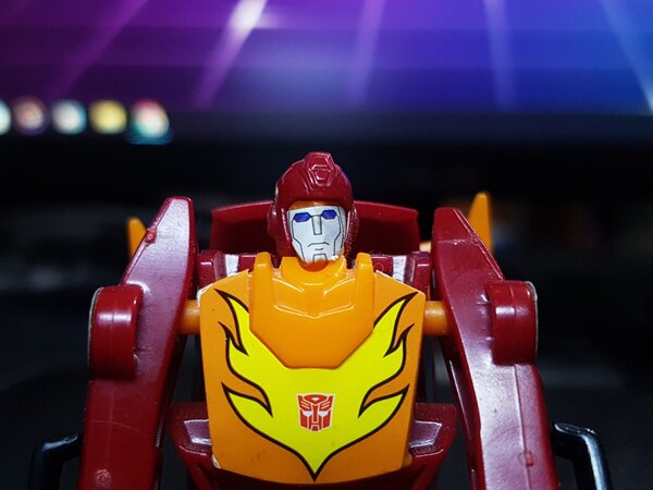 Kabaya Hotrod Rodimus Prime (2).jpg