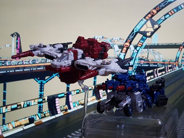 Cog Sixgun Hound Sideswipe (11).jpg