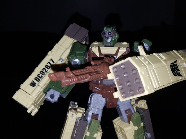 AMW4 Dropshot Robot Mode (3).jpg