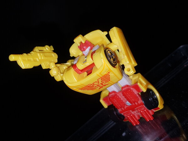 AMW7 R.E.V. Robot Mode (3).jpg