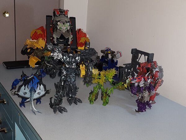 Dinobots vs Devastator 1.jpg