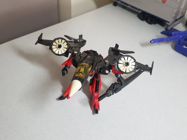 AMW1 Windblade Gerwalk (2).jpg