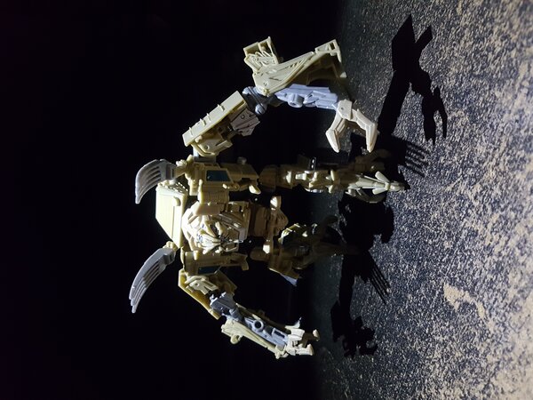 Bonecrusher Studio Series (1).jpg