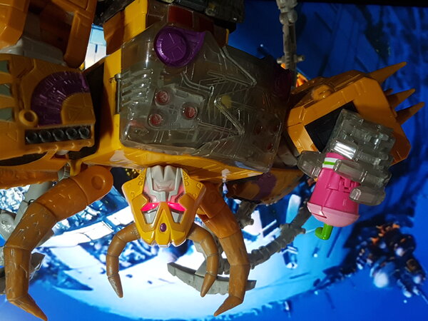 Unicron Grimace (1).jpg