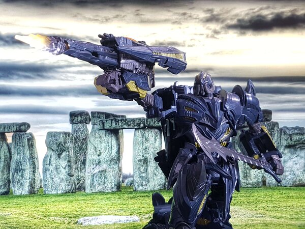 Megatron Stonehenge TTLK (1).jpg