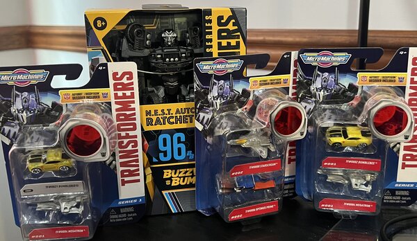 Brand New Transformers: Micro Machines Discovered - Possible G2 Repaints? -  Transformers News - TFW2005