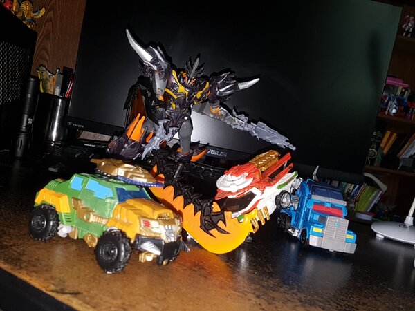 Wreckers Predaking (1).jpg