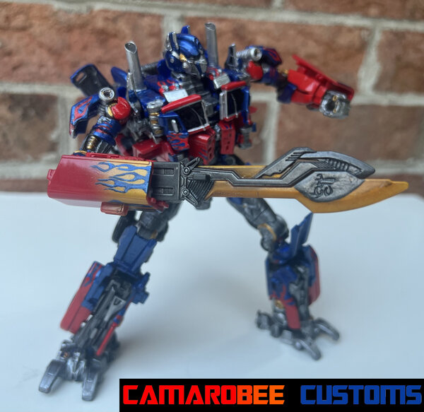 07 Prime bot sword.jpg