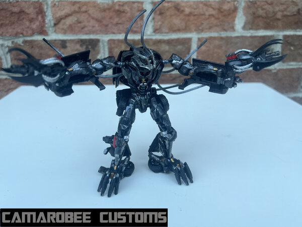 Crowbar bot standoff.jpg
