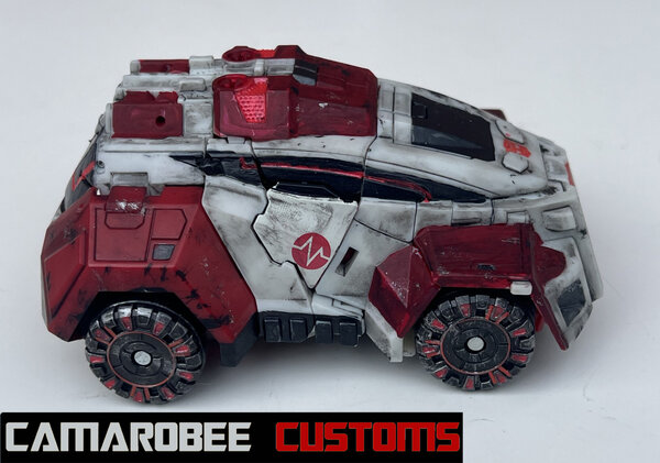 WFC Ratchet alt R.jpg