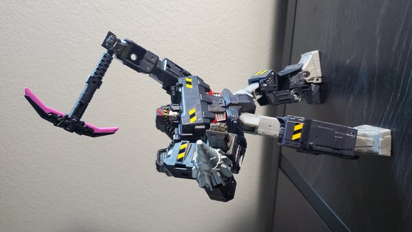 Miner Megatron 03 pose.jpg