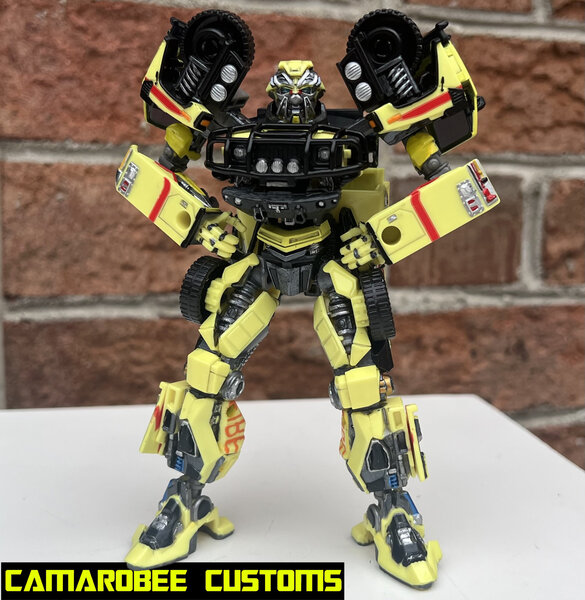 Ratchet bot stand.jpg