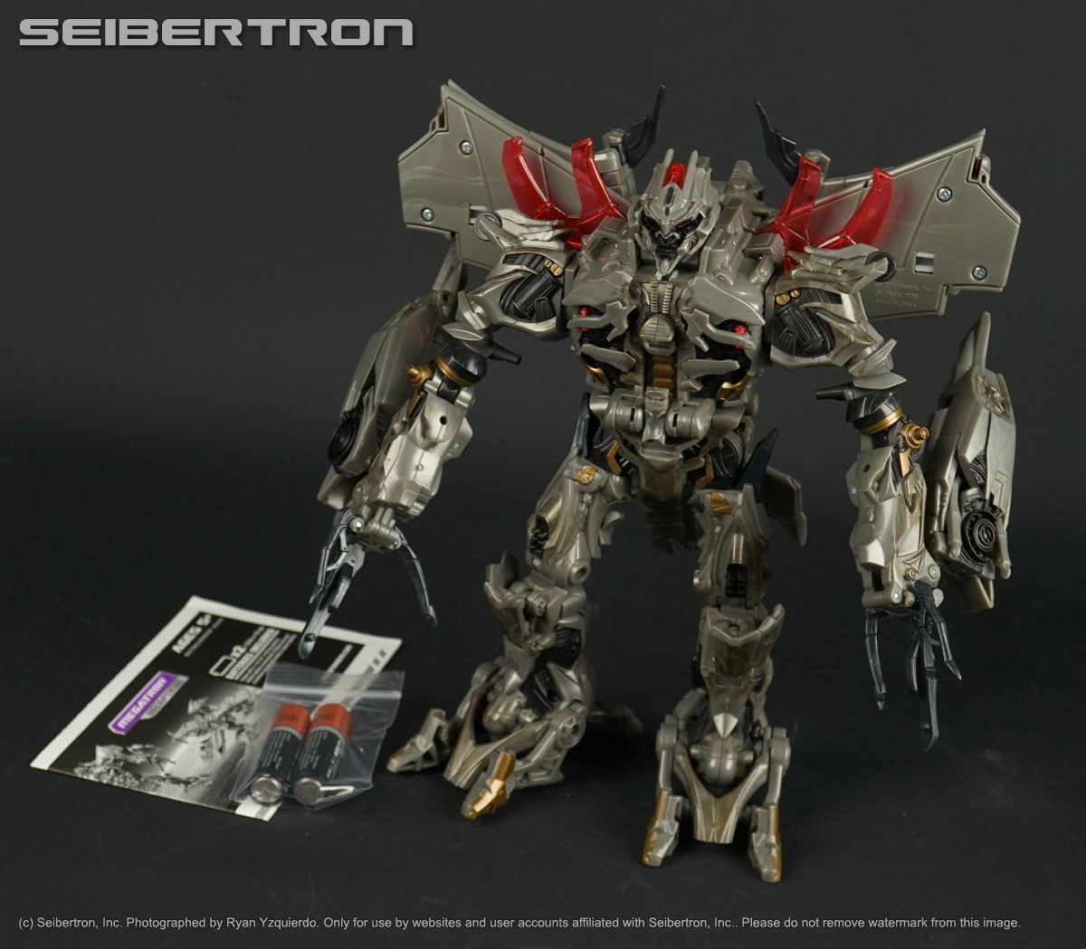 Transformers News: New items at the Seibertron Store on eBay + items from Ryan's personal collection