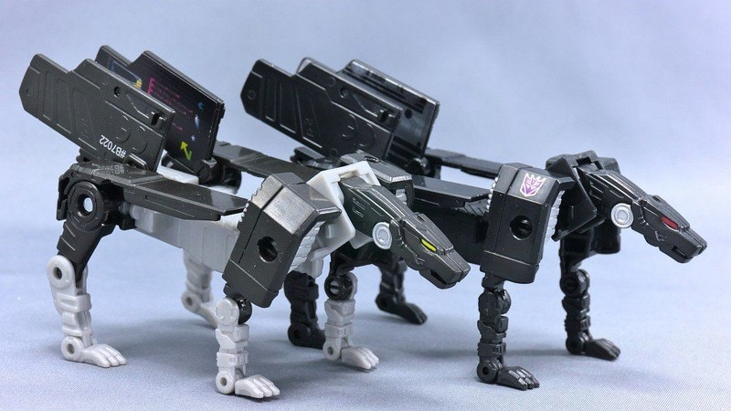 Transformers News: In-Hand Images of Takara Tomy Transformers Legends Soundwave, Ravage, Laserbeak