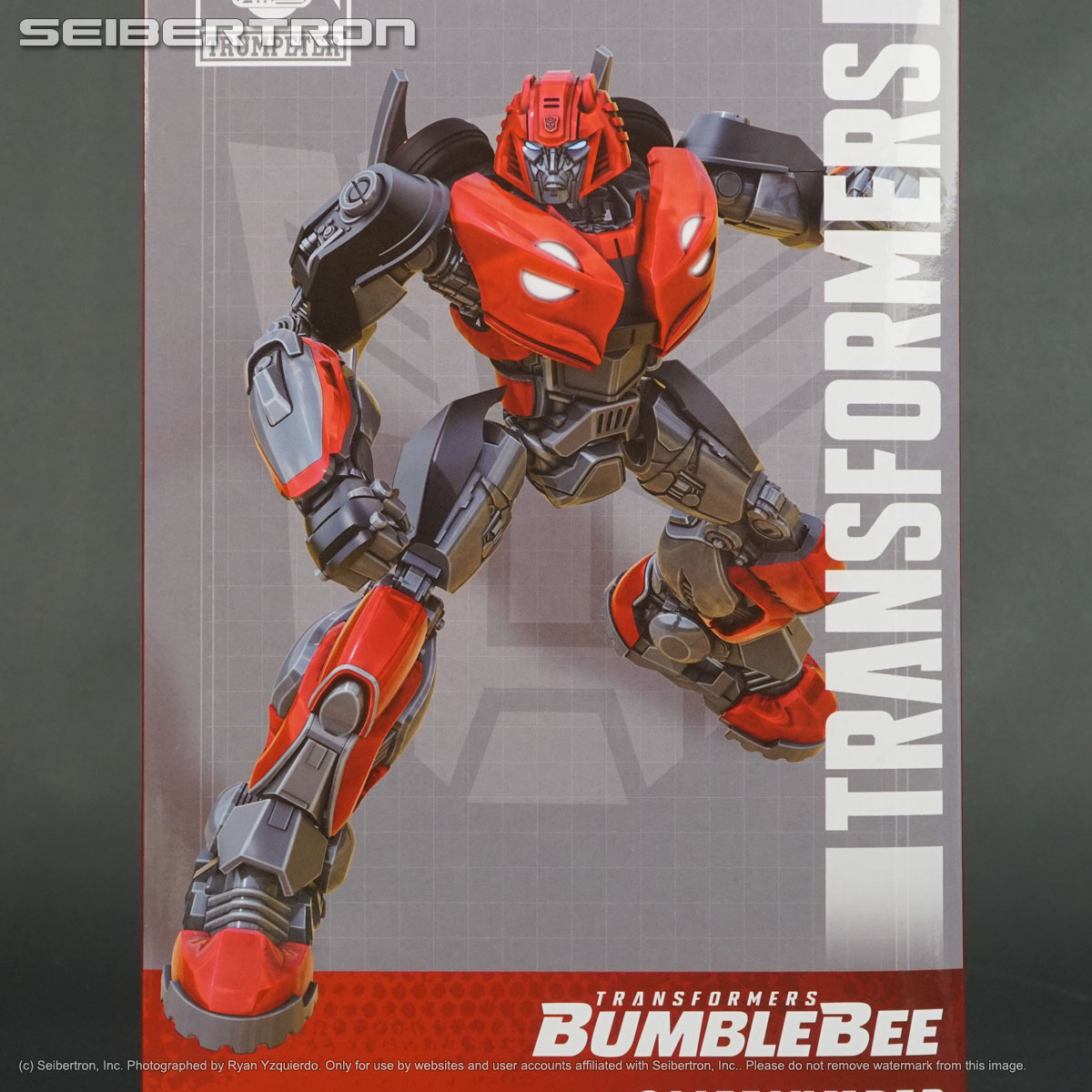 CLIFFJUMPER Transformers Plastic Model Kit 69 pcs Trumpeter 2022 New