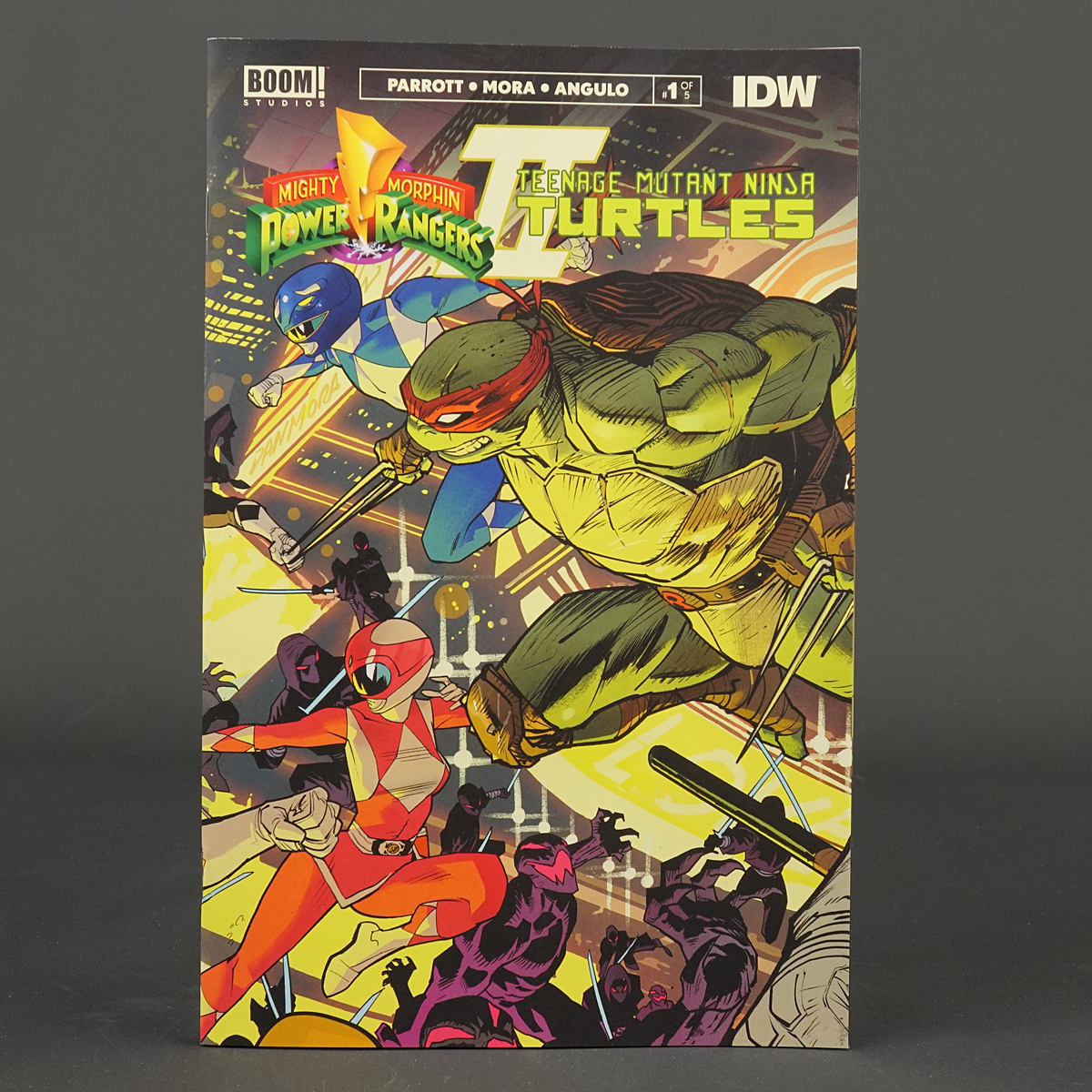 MMPR TMNT II #1 Cvr C Boom Studios Comics 2022 OCT220271 1C (CA) Mora