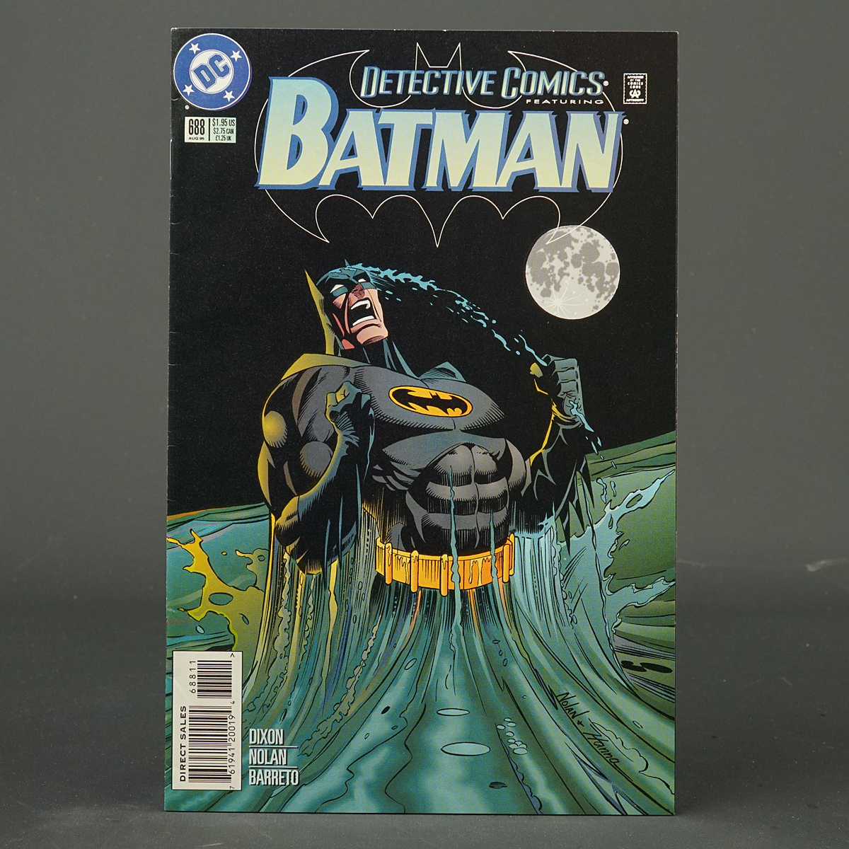 DETECTIVE COMICS #688 DC Comics 1995 (A/CA) Nolan (W) Dixon 230915A