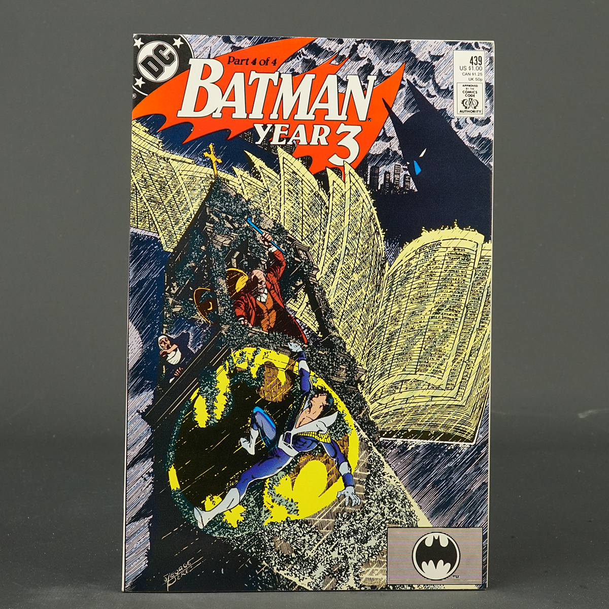 BATMAN #439 DC Comics 1989 (CA) Perez (W) Wolfman (A) Broderick 230915A