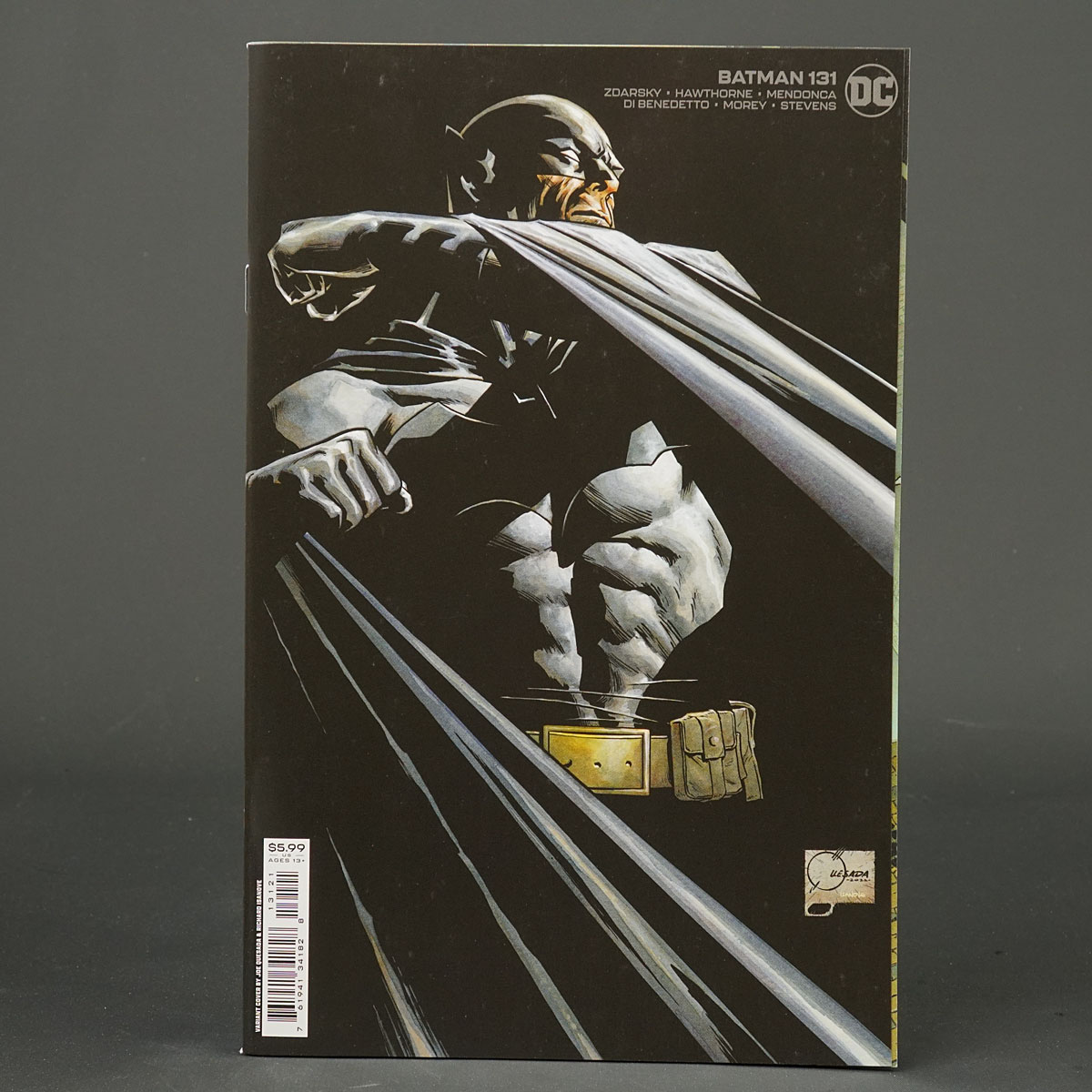 BATMAN #131 Cvr B DC Comics 2023 NOV223376 131B (W) Zdarsky (CA) Quesada