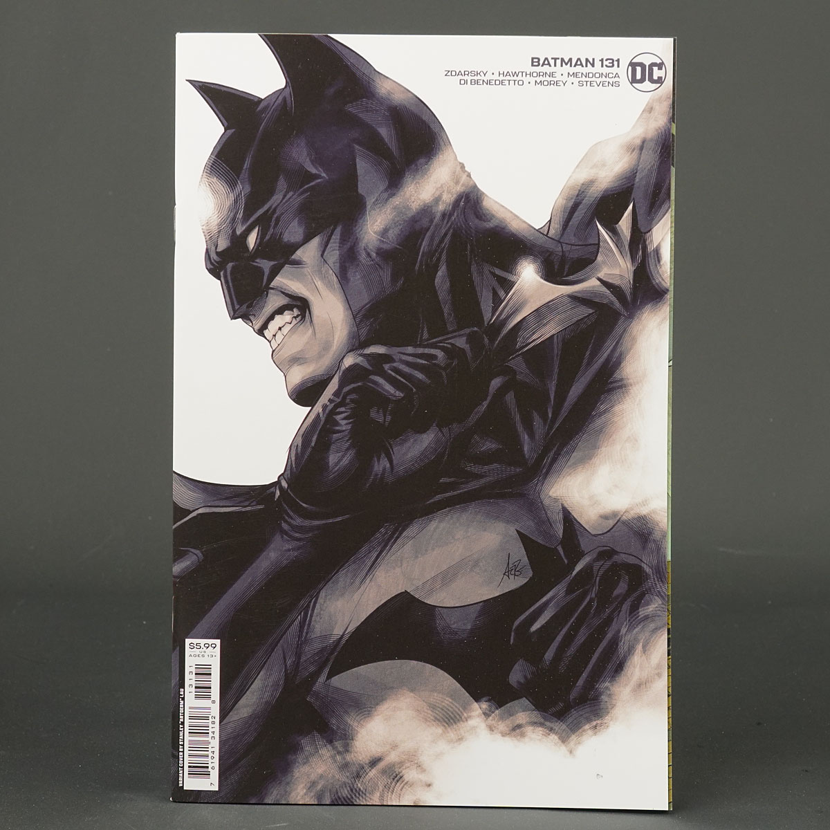 BATMAN #131 Cvr C DC Comics 2023 NOV223377 131C (W) Zdarsky (CA) Artgerm