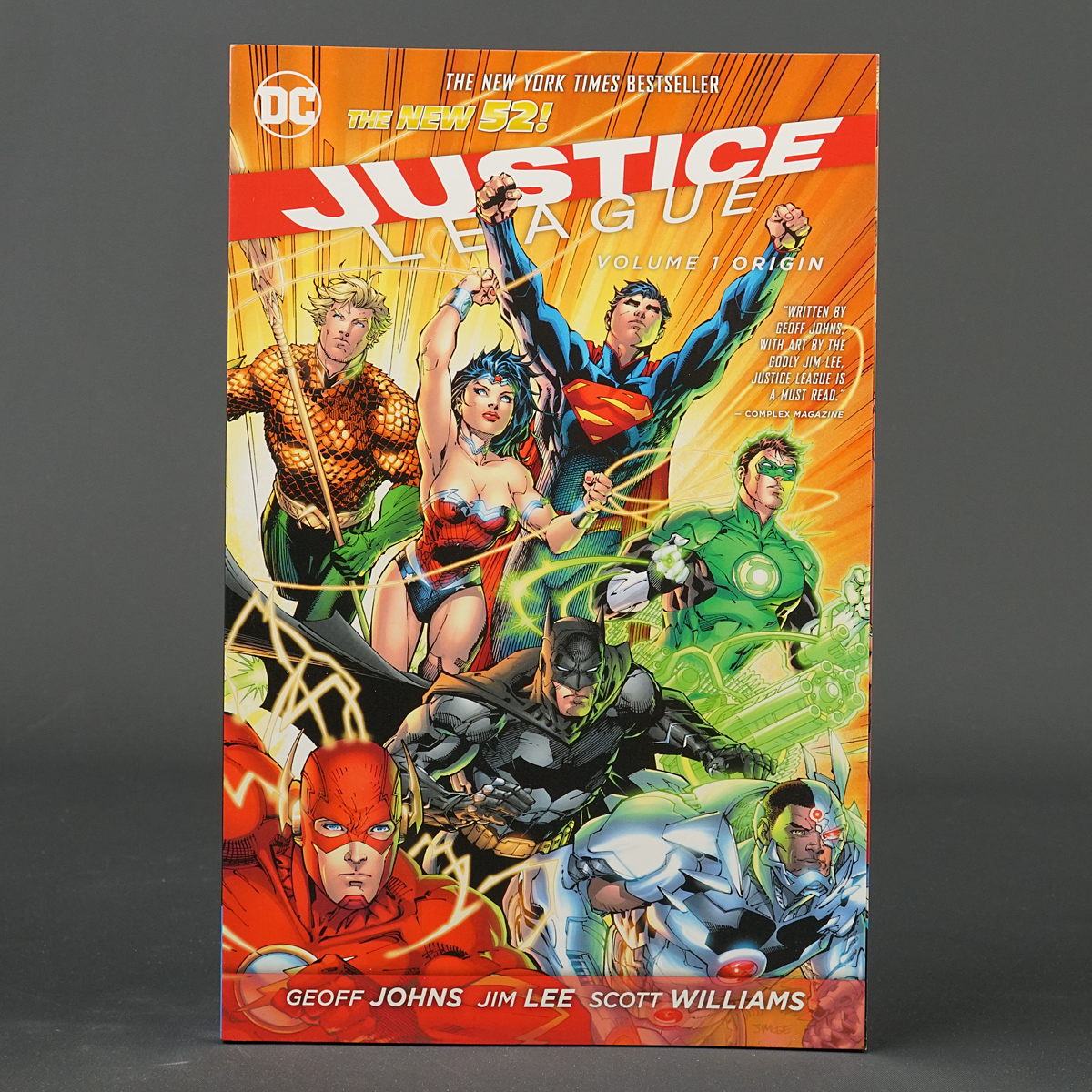 JUSTICE LEAGUE Vol 1 ORIGIN (NEW 52) tpb DC Comics OCT127119 (A/CA) Lee (W)Johns
