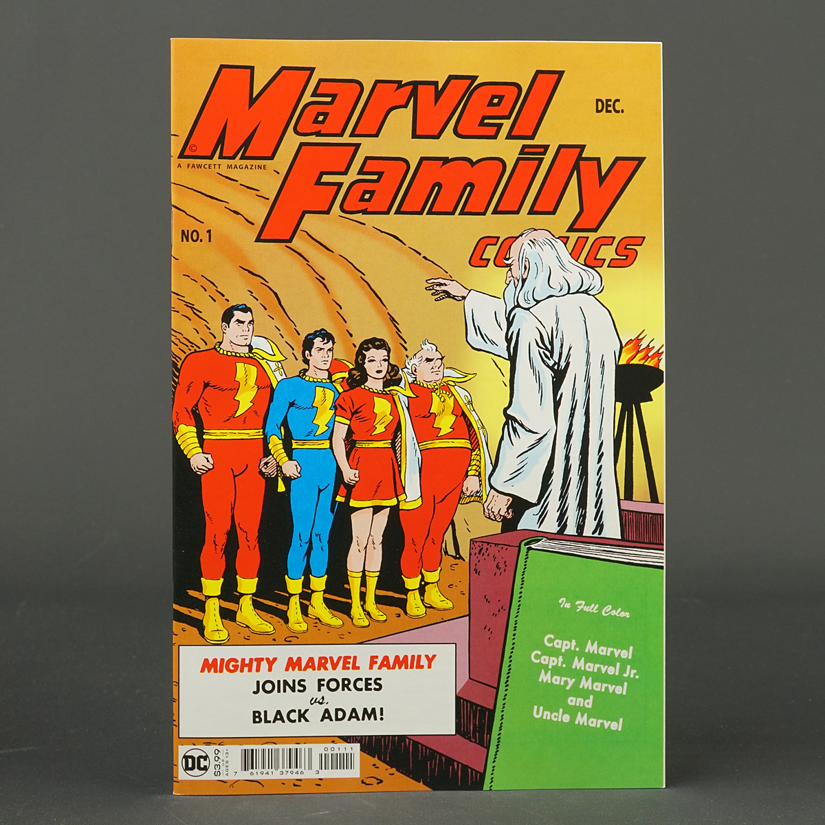 MARVEL FAMILY #1 Facsimile DC Comics 2022 0822DC823 (W) Binder (A/CA) Beck