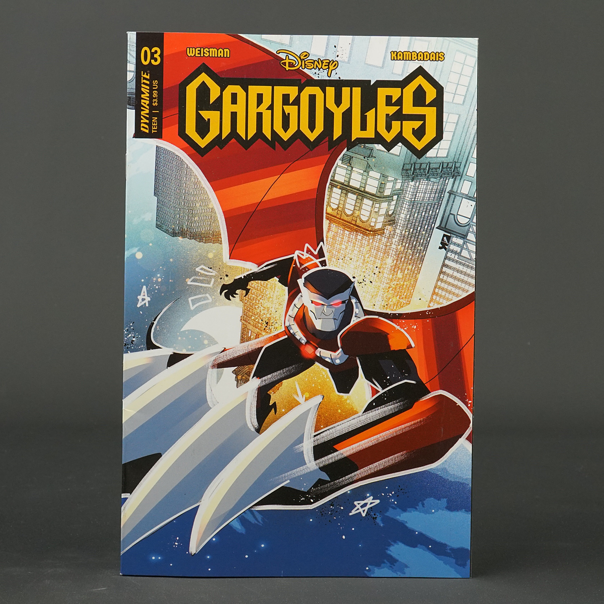 GARGOYLES #3 Cvr G 1:10 Dynamite Comics DEC220625 3G (CA) Kambadais (W) Weisman