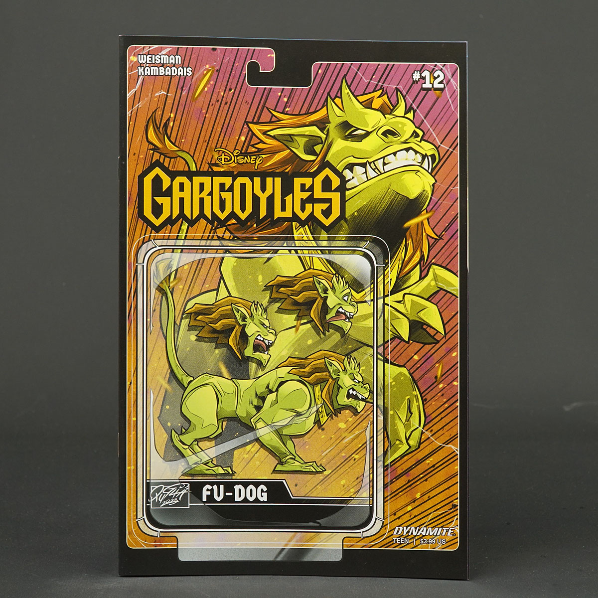 GARGOYLES #12 Cvr F action figure Dynamite Comics 2024 SEP230262 12F