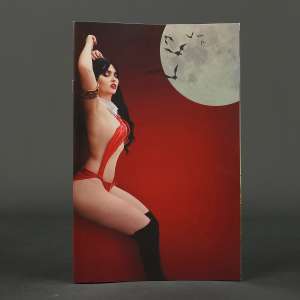 VAMPIRELLA MINDWARP #1 Cvr I 1:25 Dynamite Comics 2022 JUL220555 1I (CA) Cosplay
