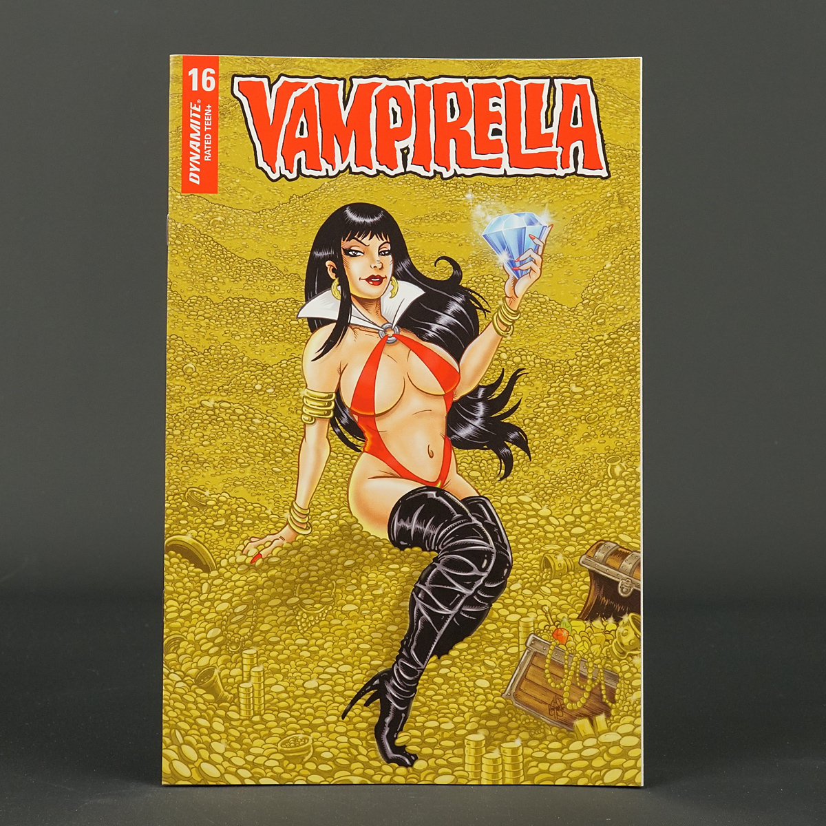 VAMPIRELLA #16 Gem Mint LTD ED Crowdfunder Dynamite Comics 2022 MAR220642 Haeser