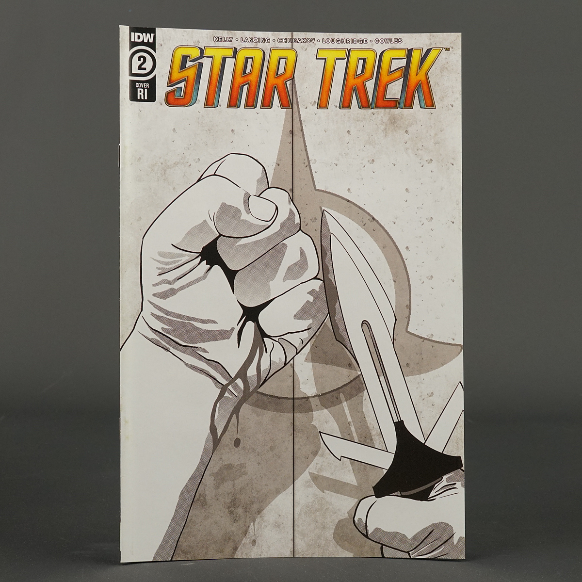 STAR TREK #2 Cvr D 1:10 IDW Comics 2022 SEP221713 2D (CA) Rosanas
