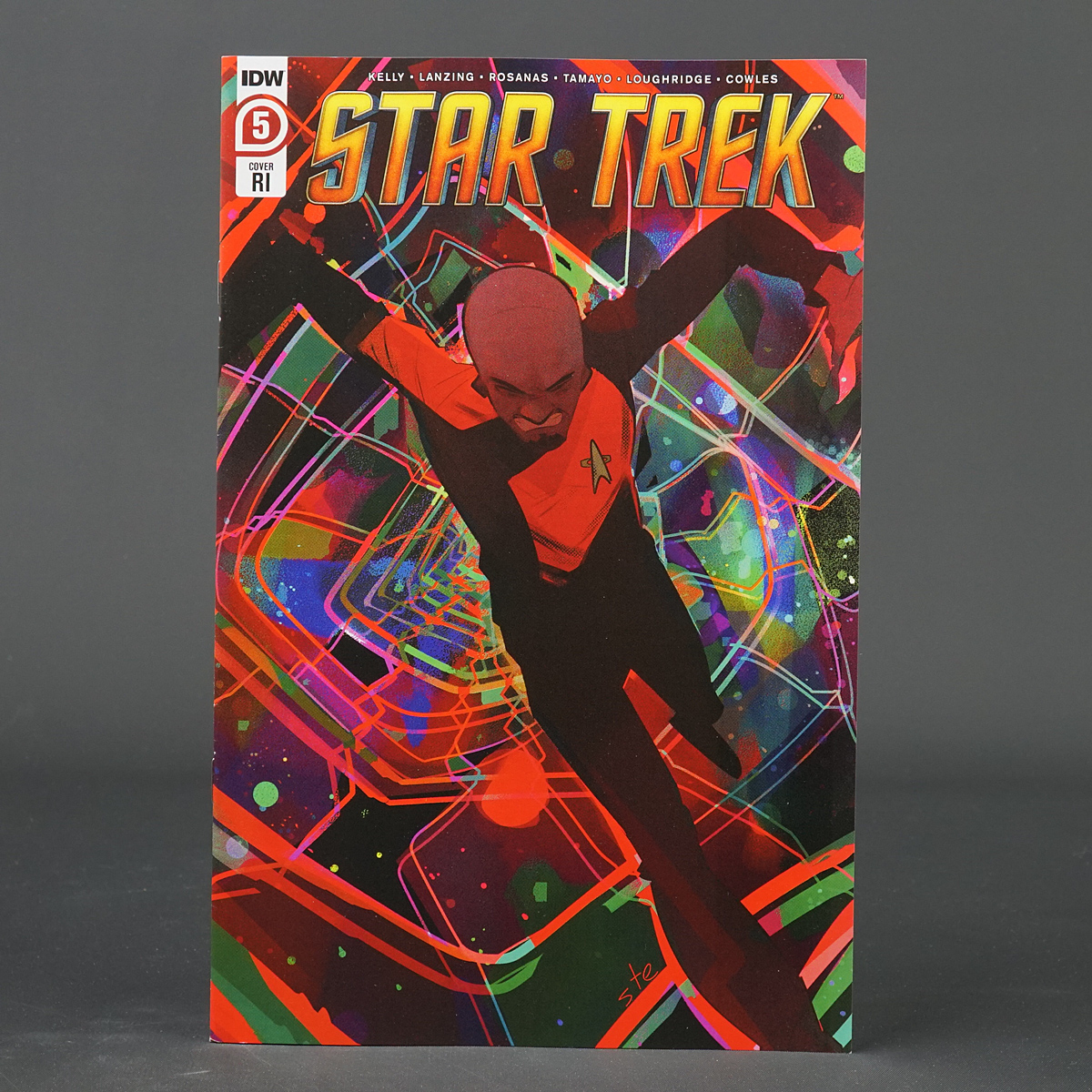 STAR TREK #5 Cvr E RI 1:25 IDW Comics 2023 DEC221415 5E 5RI (CA) Simeone