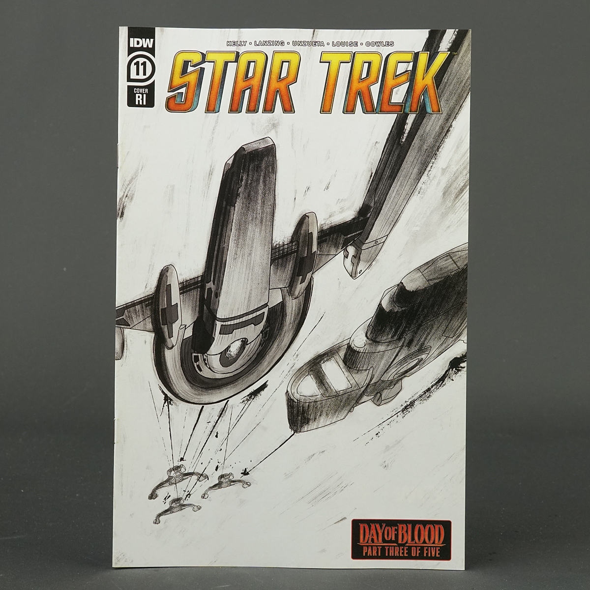 STAR TREK #11 Cvr D 1:10 IDW Comics 2023 JUN231459 11D (CA) Ward (W) Kelly