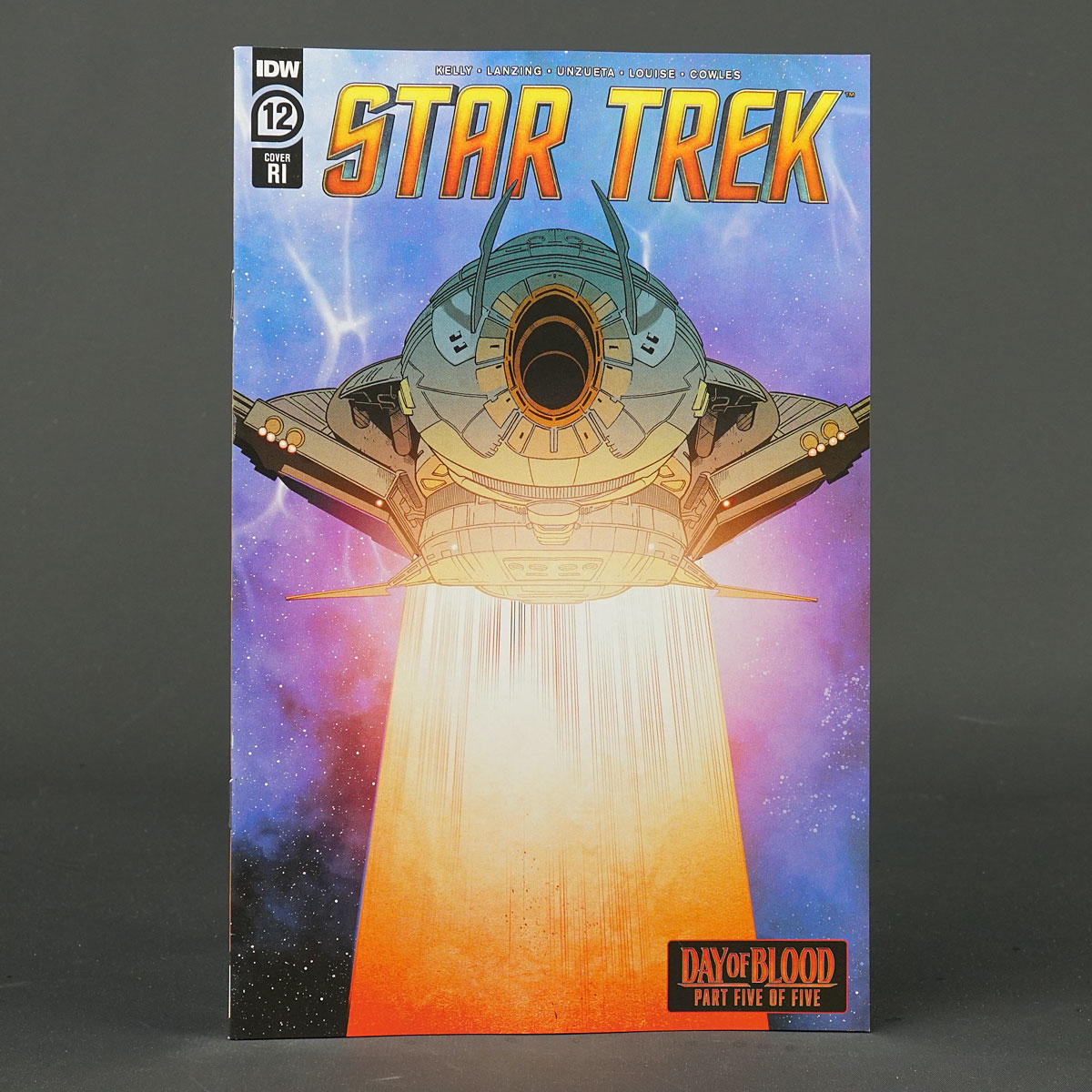 STAR TREK #12 Cvr E 1:25 RI IDW Comics 2023 JUL231217 12E 12RI (CA) Rosanas