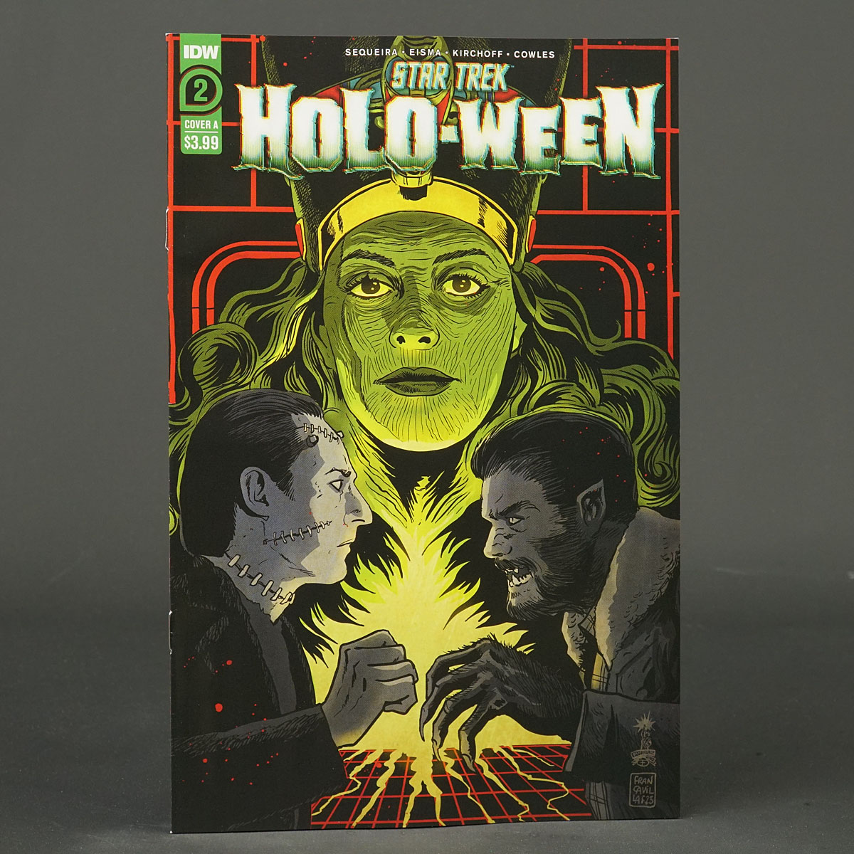 STAR TREK HOLO-WEEN #2 Cvr A IDW Comics 2023 AUG231396 2A (CA) Francavilla